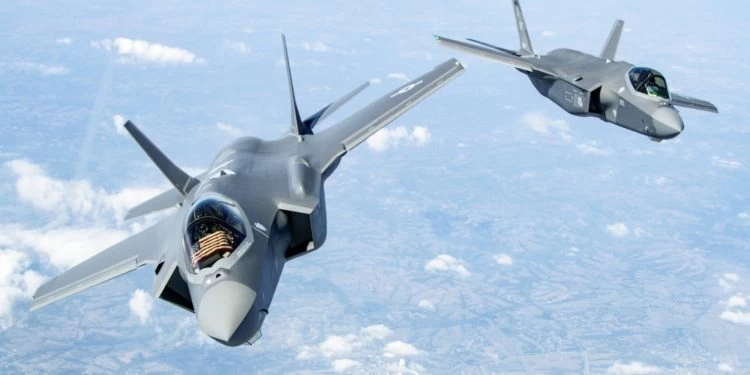 «Βόμβα» για τα F-35: Τεράστιο πρόβλημα οι νέοι κινητήρες στην USAF